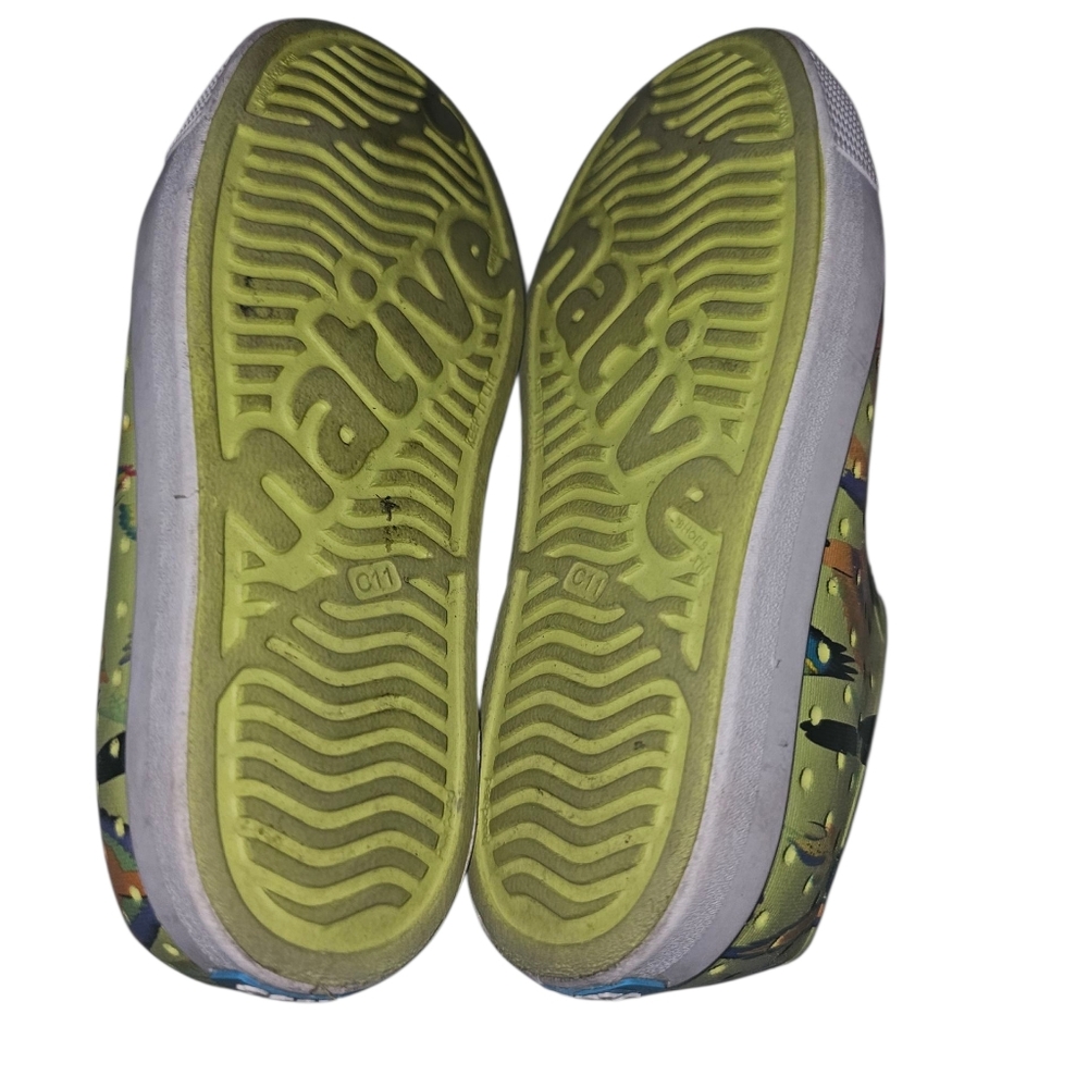 Native Shoes - Picture 2 of 7